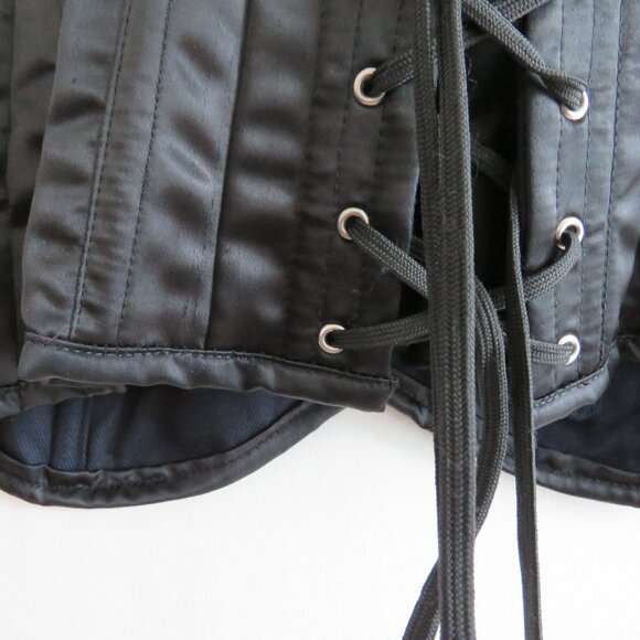 LAVISH BY DAISY CORSETS Steel Boned Satin Corset in Black Goth Vamp - Size XXL - Picture 6 of 11